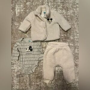 Disney Baby Cozy 3 piece Mickey Mouse Gray and Cream Matching Set size 6/9M